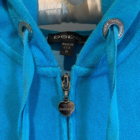 Bebe - Picture 2 of 9